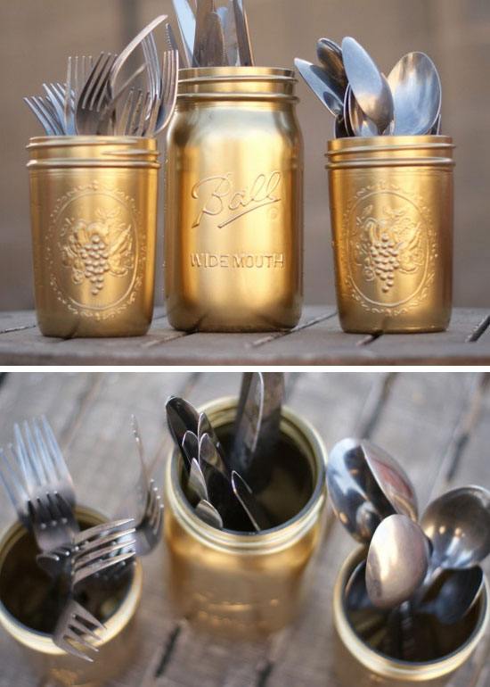 DIY gold lacquered cutlery mason jars. 