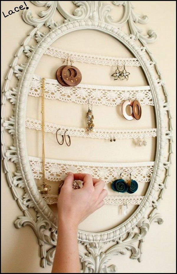 DIY shabby chic jewelry organizer 