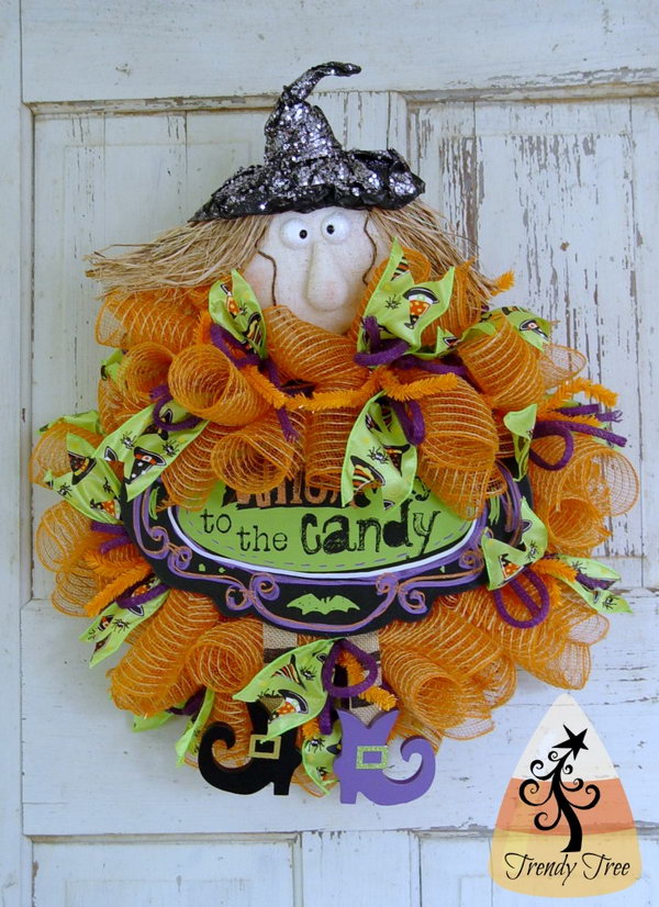 DIY Wicked Witchy wreath. 