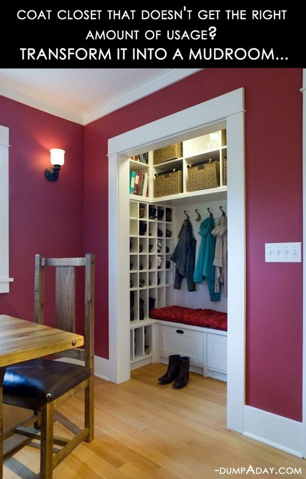 Intelligent use of the unusual space in the closet