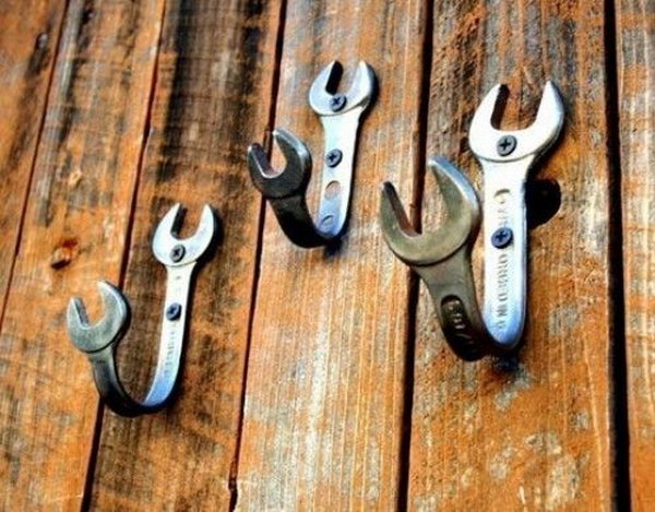 Recycled wrench hooks