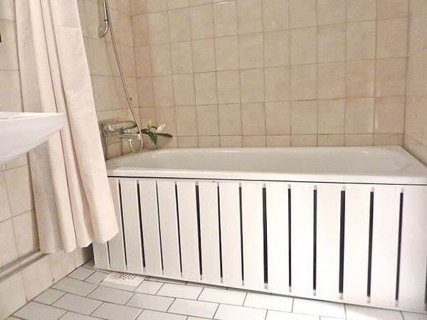 The wonderful bathtub front panel.