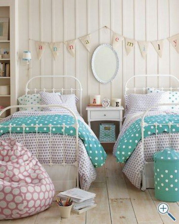 Great ideas for two bedrooms for girls!