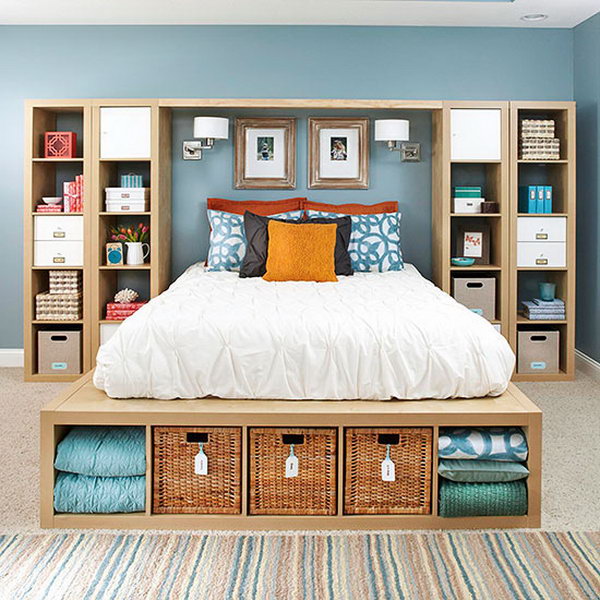 Create your own storage. Use the off-the-shelf storage unit as well as the platform bed to provide enough storage space for your needs. So all your things stay clean and tidy without taking up additional space.