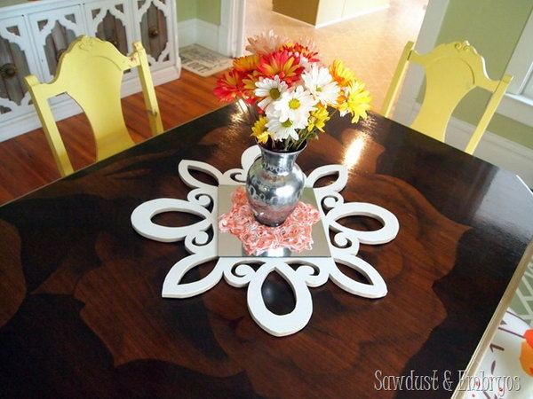     DIY scalloped and mirrored table decoration. If you are a fan of scroll saw projects, this fantastic mirrored table decoration is an indispensable accessory for your living room. 