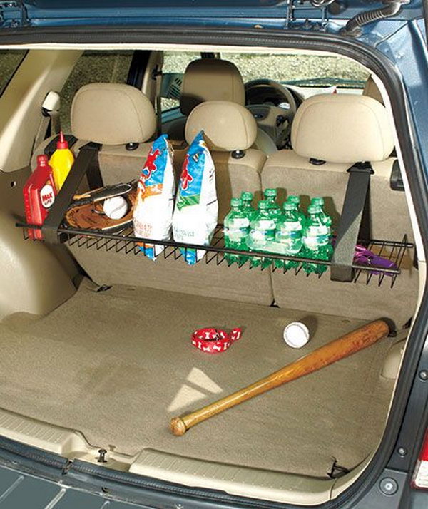 You can design a sturdy metal frame that hangs on the back seat of your vehicle with magical fabric straps. Shopping bags, sports equipment, drinks and more are kept here. You can also fold it up when not in use so that it does not rest against the back of the seat. 