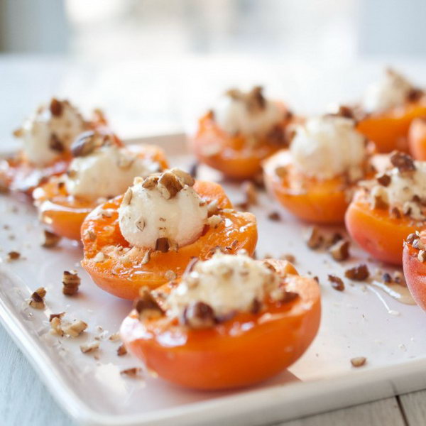Goat cheese apricots stuffed with honey. Fill the apricot halves with a scoop of goat cheese. Finish with drizzled honey and sprinkled pecans. It goes well with a casual get-together or a late night party. 