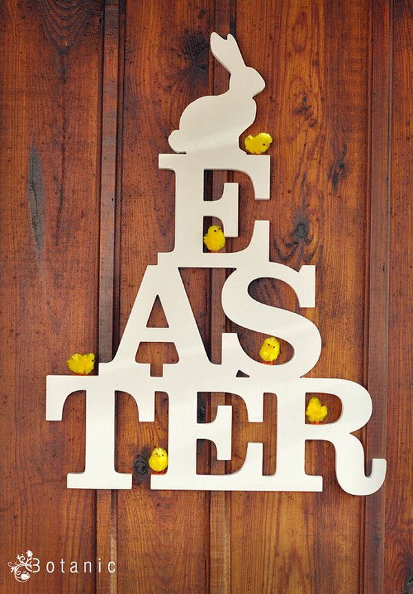 The wooden Easter shield with the white rabbit on the top exudes a vintage style. It looks so fantastic that I can't wait to hang it on the wall or on the door.