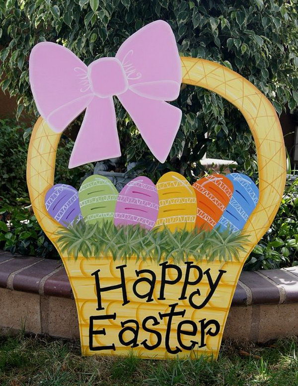 Easter basket Hof Art. This sweet Easter basket consists of Baltic birch with 2 layers of polished lacquer for protection. It is great to decorate your garden with this colorful piece of art.