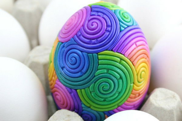 I like the rainbow because of its beautiful colors. How about collecting all these colors in this Easter egg to illuminate your Easter?