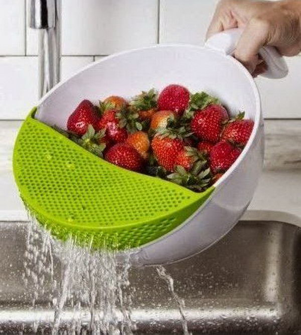Soak and strain the wash bowl. A cool kitchen product that allows you to wash your fresh fruit and let it drain easily without most of it falling into the sink. 