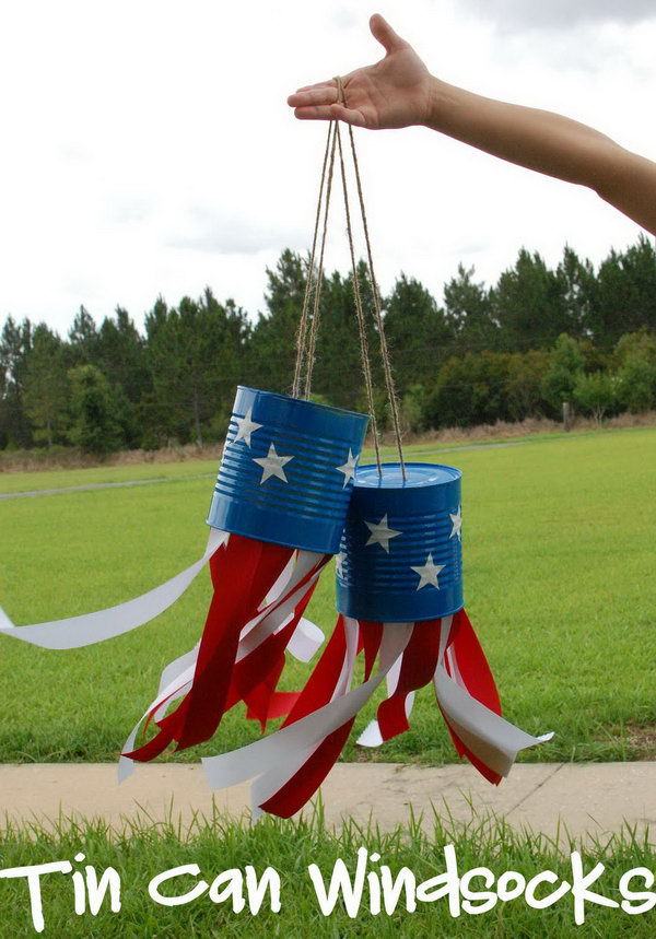 July 4th tin can of windsocks. What a sweet idea to make these tin cans and decorate your garden for July 4th. 