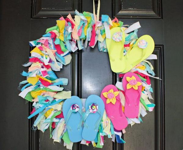 DIY flip flop wreath decoration. Add a touch of color to your home with a creative flip-flop wreath on your door when summer comes.