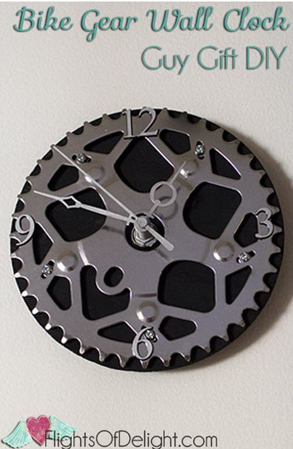 This DIY bike clock wall clock is a unique gift for anyone who is a cyclist. 