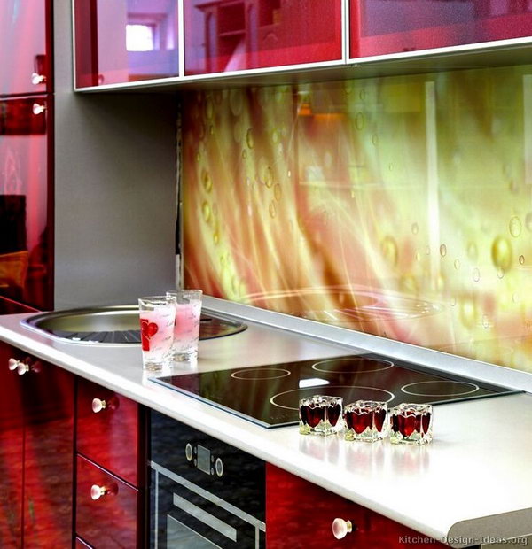 Printed glass backsplash. Not only protect the walls from stains, but also give your kitchen design a decorative touch.