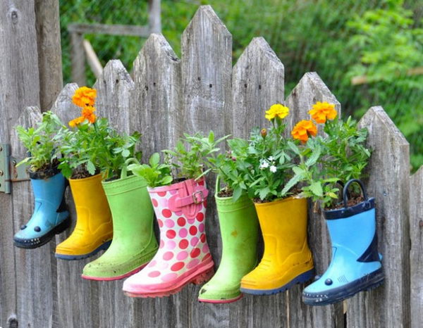 Rain boots gardening. These container gardening ideas are a great way to brighten up your surroundings instantly. Make your home unique and interesting in a different way.