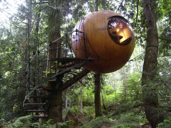 Free spirit balls - Qualicum Beach, BC. These tree house balls are located in the middle of the lush rainforest in the Pacific Northwest. It is open all year round and is particularly cozy in snowy winters.