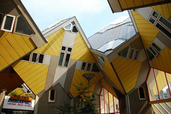Cubic houses (Rotterdam, the Netherlands).