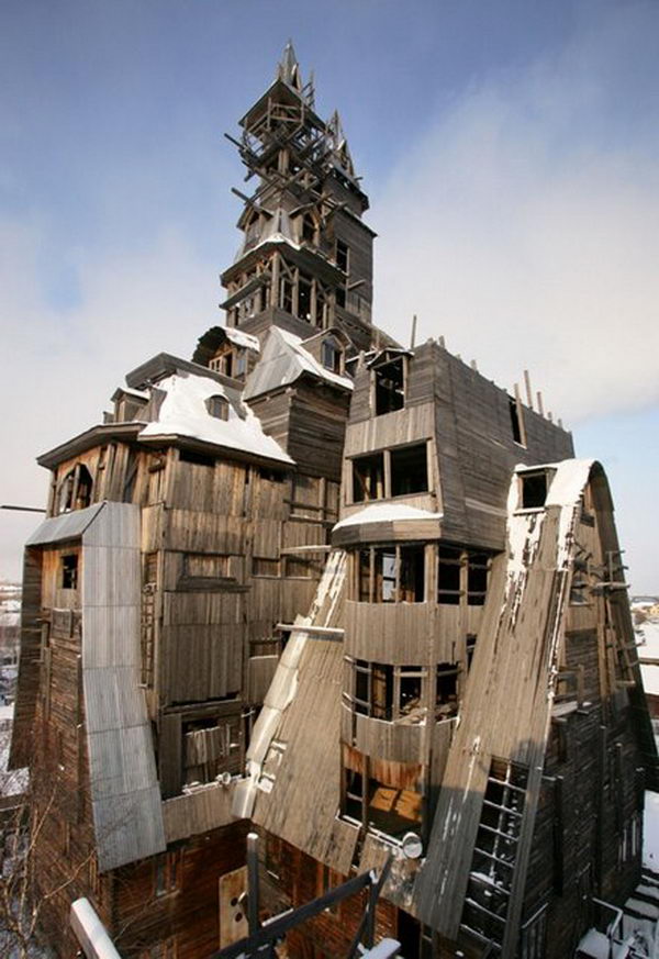 Gagster house made of wood (Arkhangelsk, Russia).