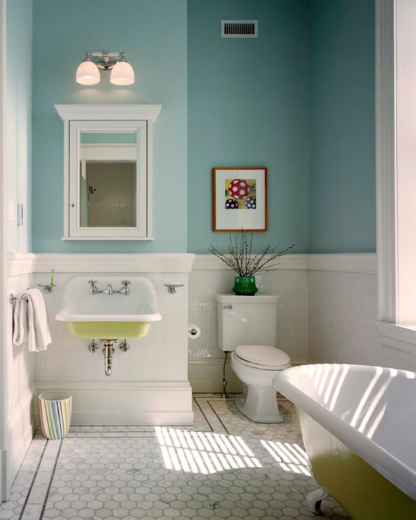 Blue and white small bathroom design