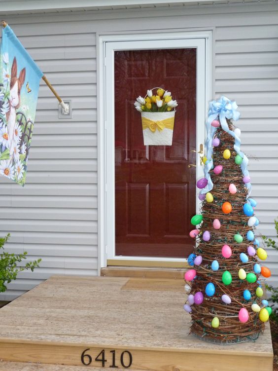 DIY Easter egg tree. 