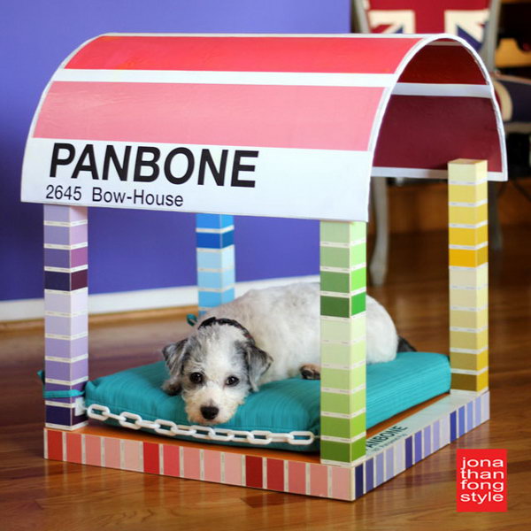 Paint chip dog bed. We can see potential projects from different angles. Check out this adorable and interesting one. If you simply turn an IKEA LACK table upside down, add half a sonotube as a canopy for the dog bed and decorate it with some plastic chains and beautiful paper, you get a clever and colorful four-poster bed with a color chip chip chip. Your beloved pet will love it very much. Check the step-by-step tutorial 