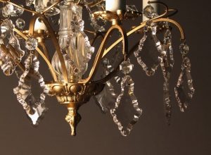 ANTIQUE FRENCH CHANDELIE