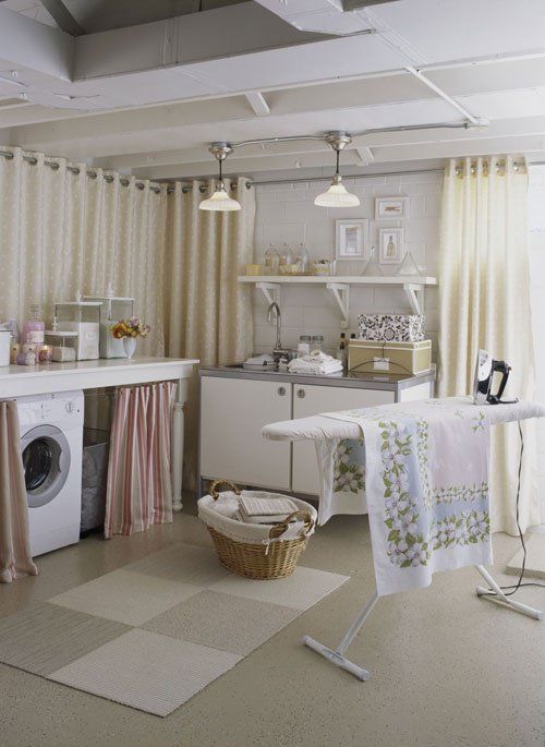 20 Clever and Cool Basement Wall Ideas | Basement laundry room .