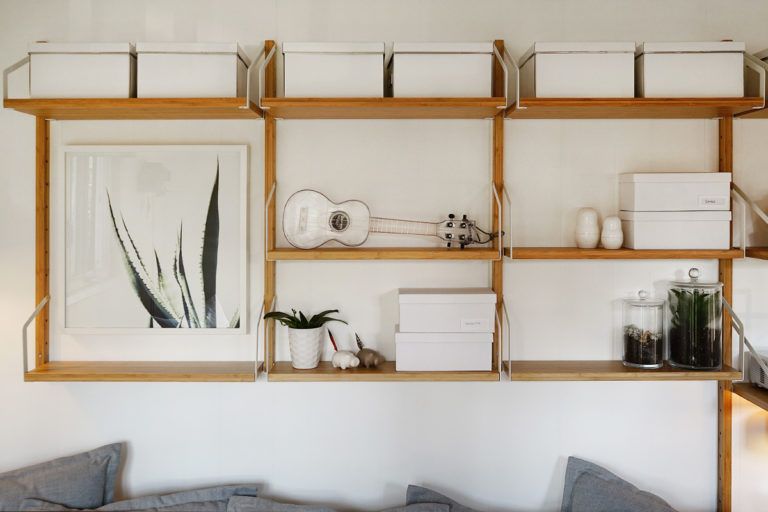 Stylish Decorative Shelves Ideas Design | Wall mounted shelves .