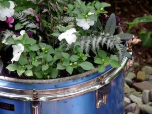 15 Creative Container Garden Ideas | Install-It-Dire