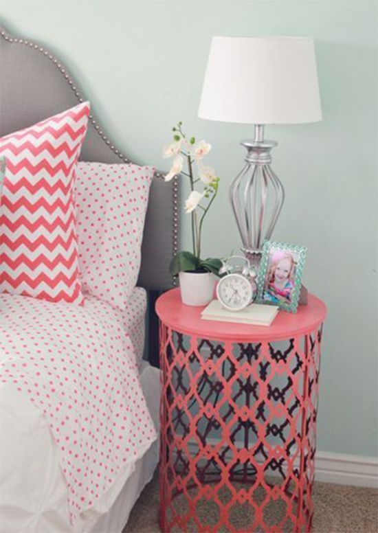 Creative and Brilliant DIY Nightstand Ideas for Your Bedroom .