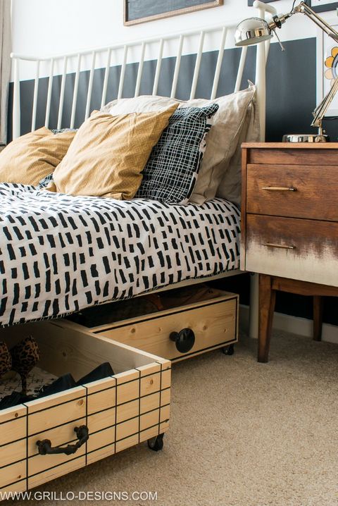 10 Creative Under-Bed Storage Ideas for Clothes, Shoes, and Toys .