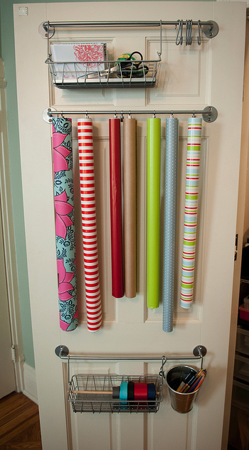 10 Closet Spaces and How To Organize Them! {organize} | Gift wrap .