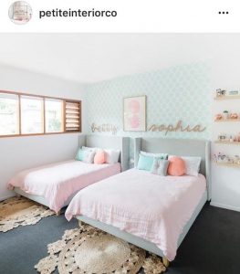 Pin by roxyoxy creations on Shared Bedrooms | Twin girl bedrooms .