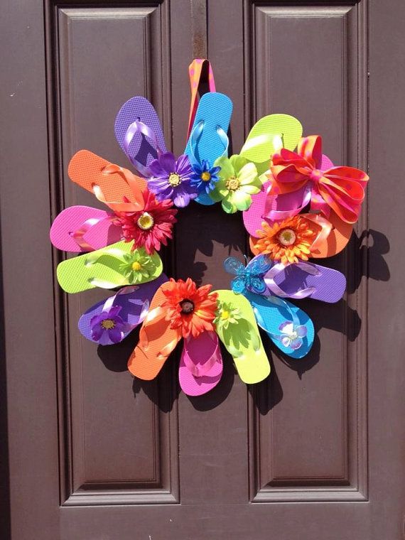 Flip Flop Wreath Perfect for Summer Decor by MJDcreativeboutique .