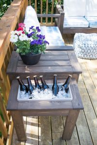 40+ Awesome DIY Side Table Ideas for Outdoors and Indoors - Hati