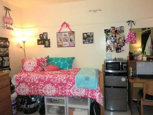 How to…Decorate a Dorm Room | Every College Gi