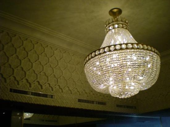 Crystal chandelier - Picture of Cairo, Cairo Governorate - Tripadvis