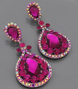 fuschia chandelier earrings | Fuschia, Pretty in pink, Pinky promi