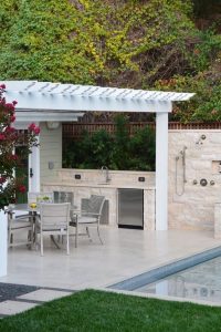 17 Stunning Outdoor Shower Designs - Best Outdoor Shower Ide