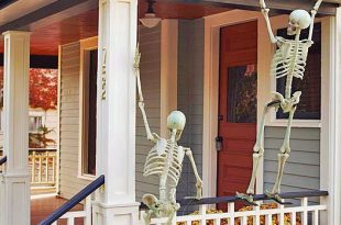 Cute Halloween Front Porch Decorations to Greet Your Guests .