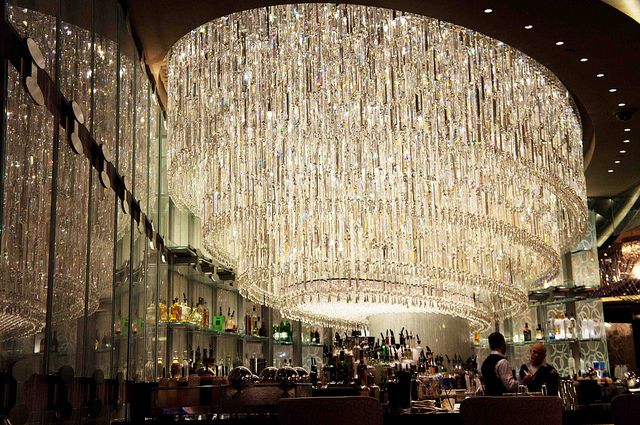 Chandelier Bar at Cosmopolitan Hotel Las Vegas | Hotel chandelier .