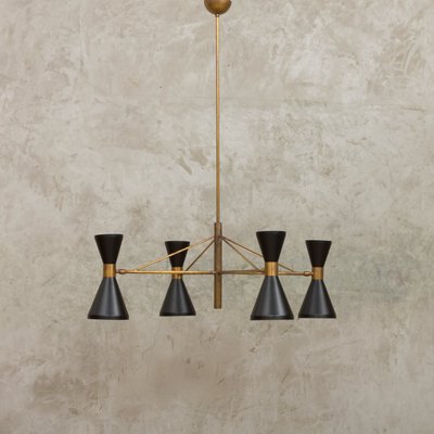 Mid-Century Italian Chandelier in the Style of Stilnovo for sale .