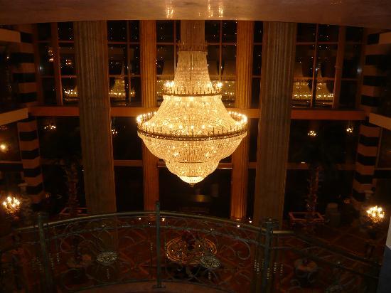 Massive chandelier in the Reception area - Picture of Imperial .