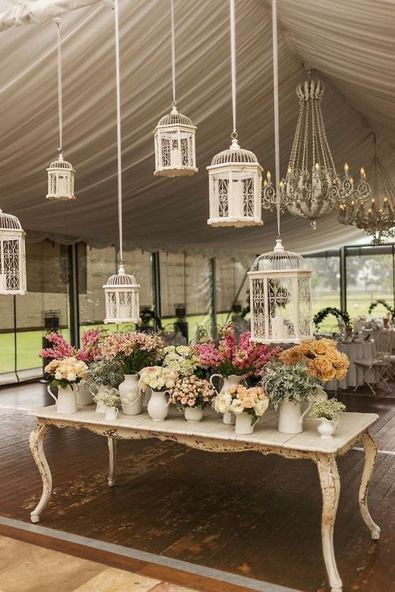 40 Hanging Lanterns Décor Ideas for Indoor or Outdoor Weddings .