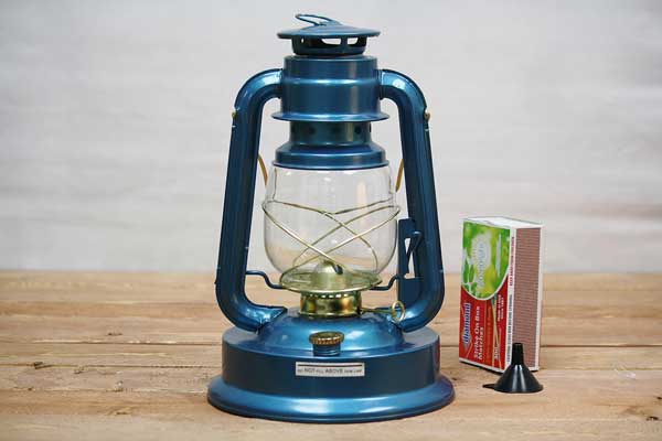 Outdoor Oil Lanterns - Old Style Lanterns | Red Hill General Sto