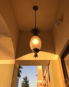 Pineapple Lighting at Pollo Tropical | Pineapple lights, Lighting .