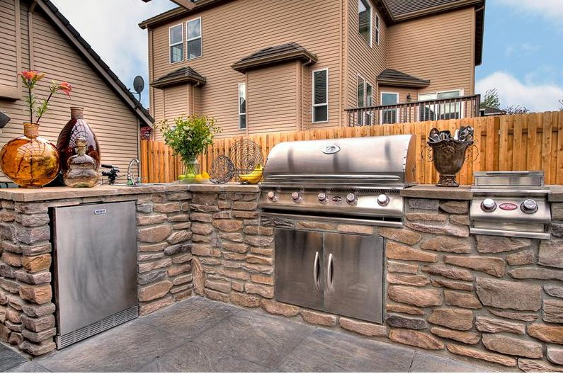 Before You Design an Outdoor Kitchen, Read This - Charlotte Magazi