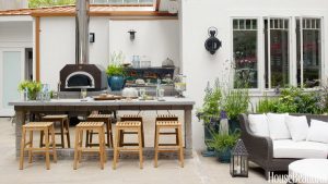 25 Cool and Practical Outdoor Kitchen Ideas 20