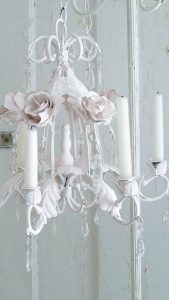 DIY Shabby Tole Chandelier | Shabby chic chandelier, Shabby chic .